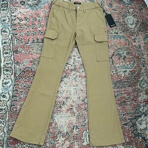 True Religion Tan Cargo Bootcut Pants Size 27 NWT